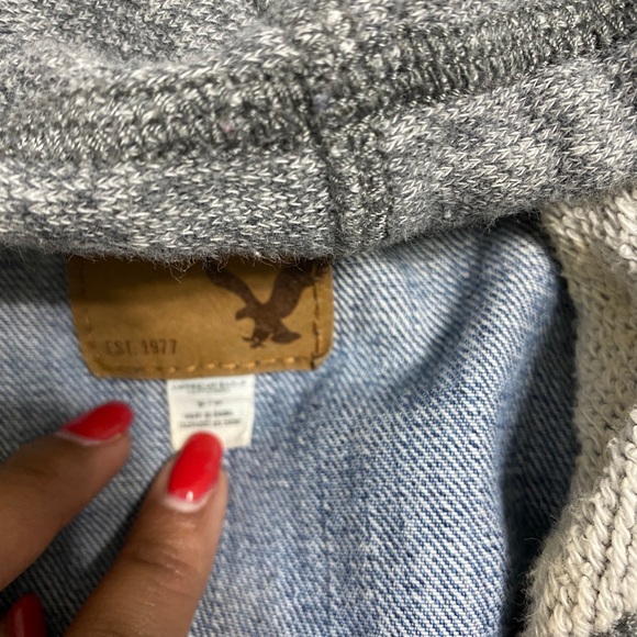 American Eagle denim jacket - Picture 2 of 3
